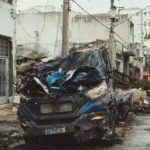 برخورد رخ‌به‌رخ دو ون شرکتی در روهرباخ دو مجروح شدید برجا گذاشت